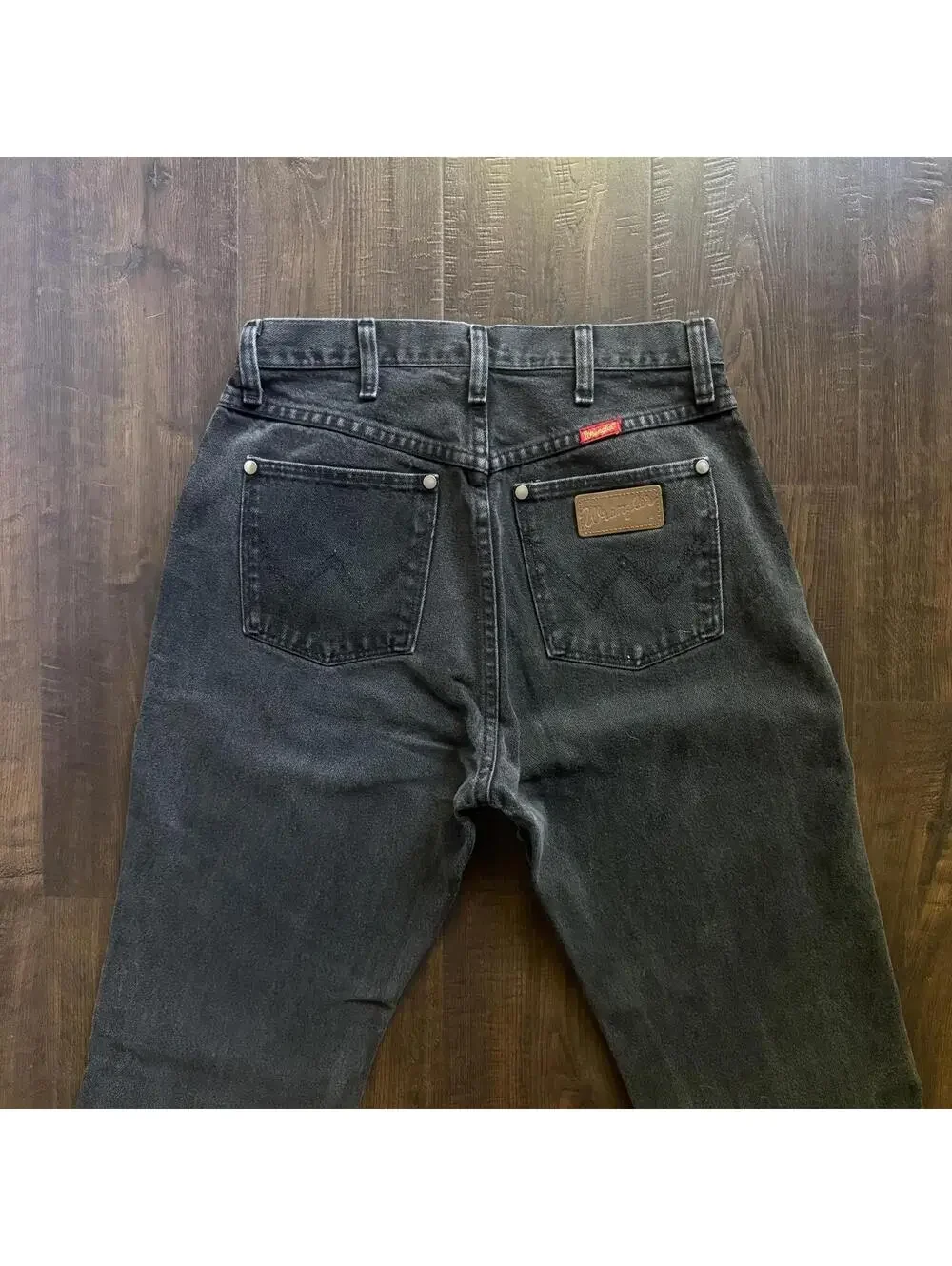 Vintage Western High Waisted Rodeo Cowgirl Wrangler Jeans 28" - Picture 1 of 6